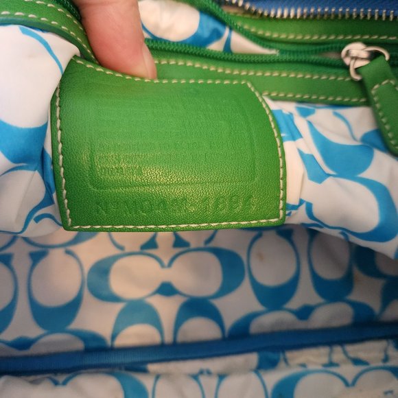 Vintage Coach Hampton Handbag Tote Bag Purse - Picture 9 of 9